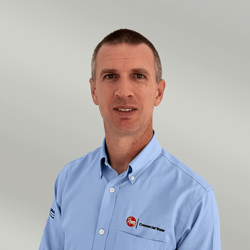 headshot of trainer chris